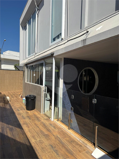 Foto REO1130356