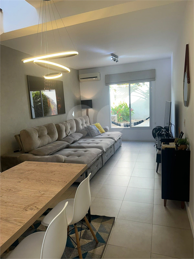 Foto REO1130372
