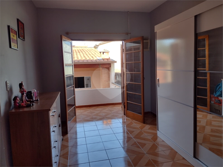 Foto REO1130376