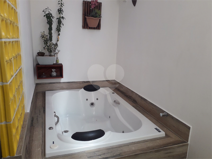 Foto REO1130379