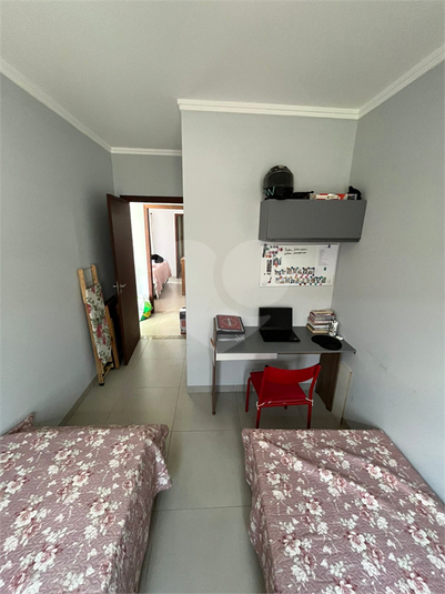 Foto REO1130383
