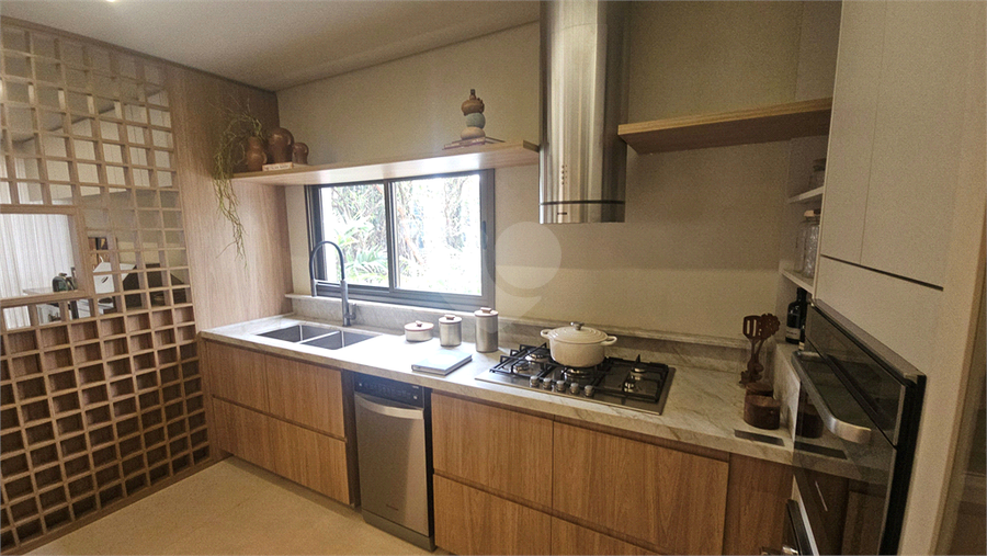Foto REO1130429