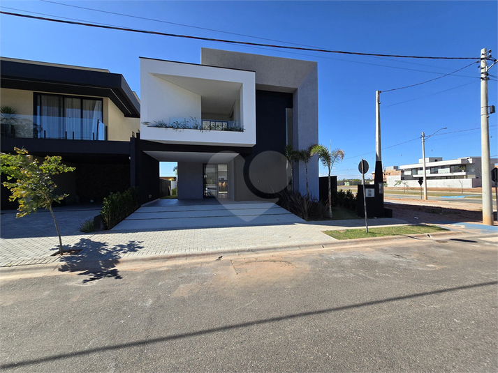 Foto REO1130464