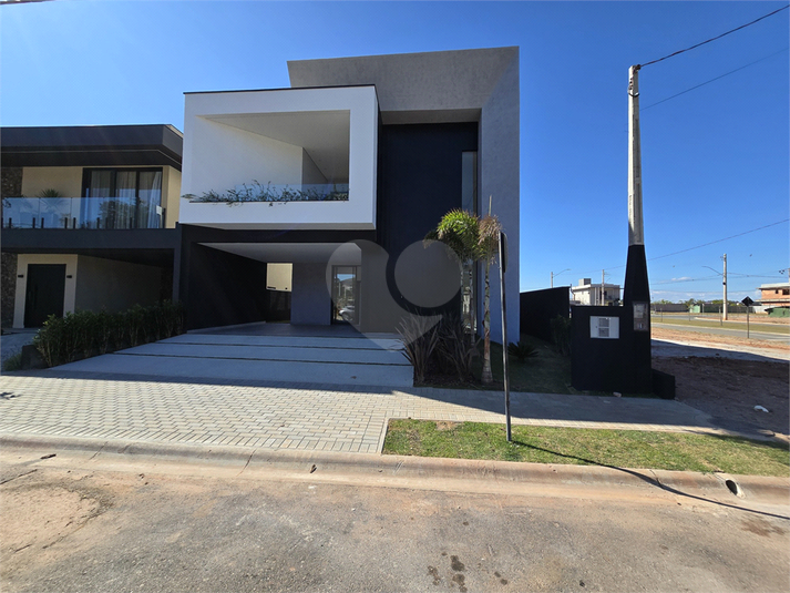 Foto REO1130464
