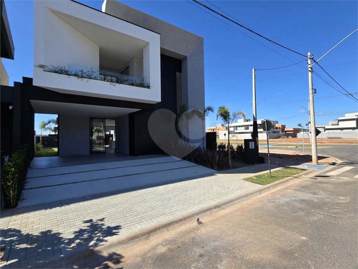 Foto REO1130464