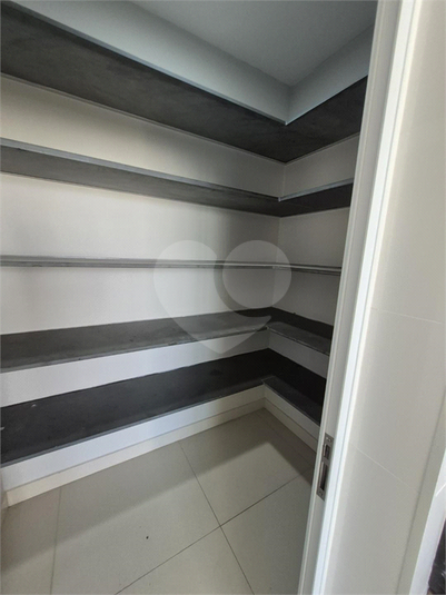 Foto REO1130476