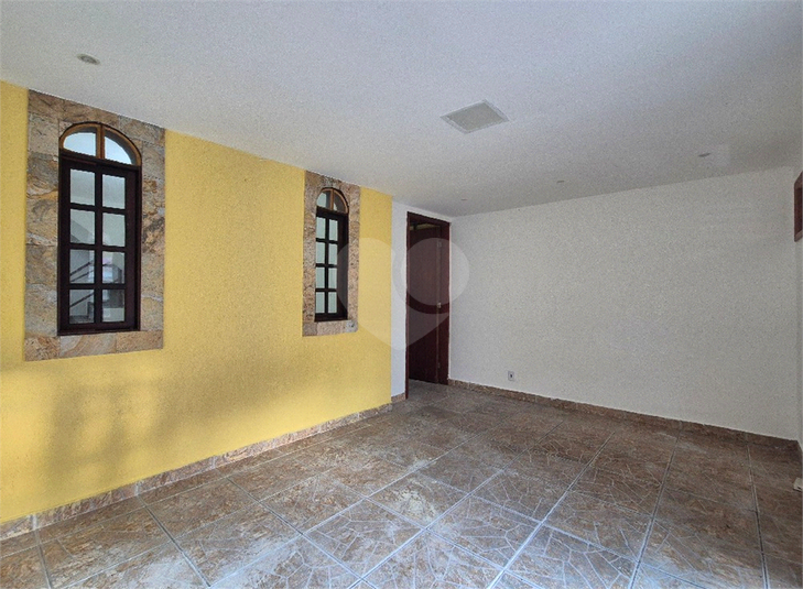 Foto REO1130495
