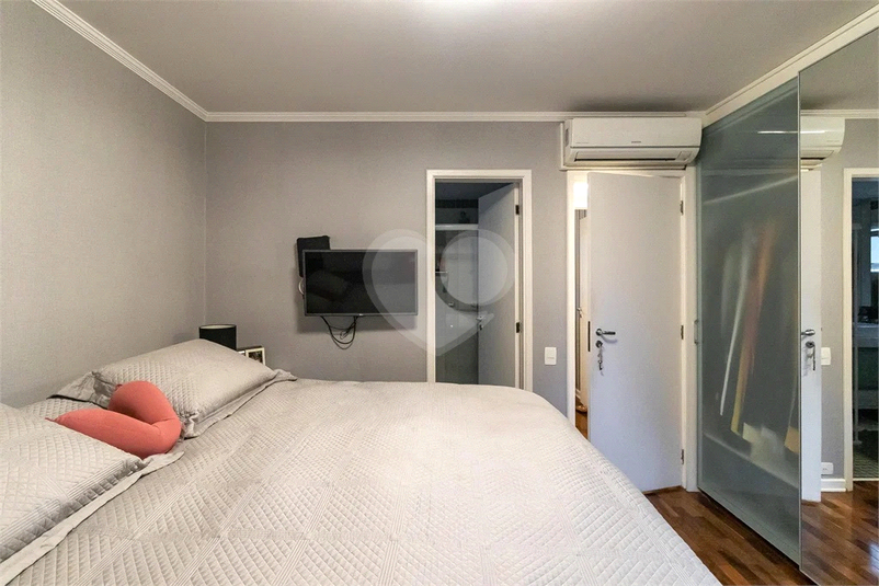 Foto REO1130499