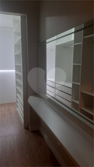 Foto REO1130510