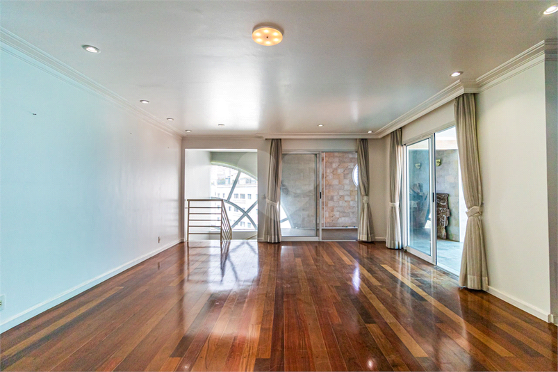 Foto REO1130566
