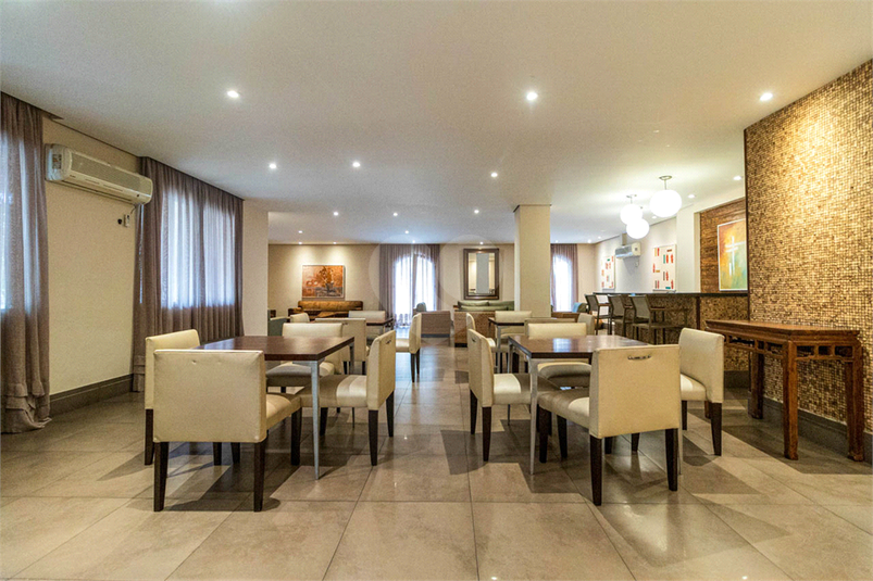 Foto REO1130566