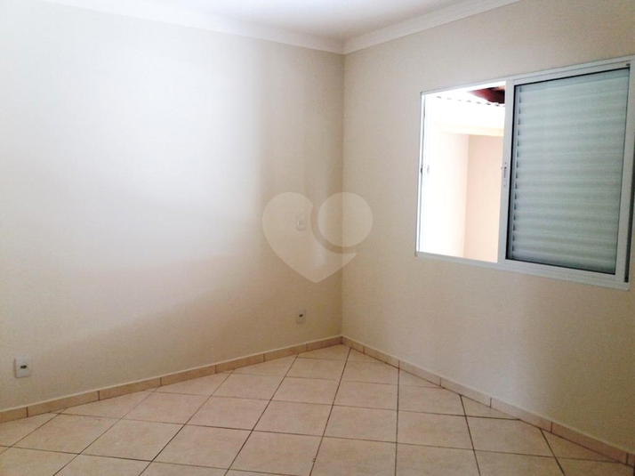 Foto REO1130596