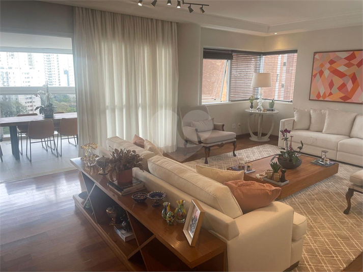 Foto REO1130639
