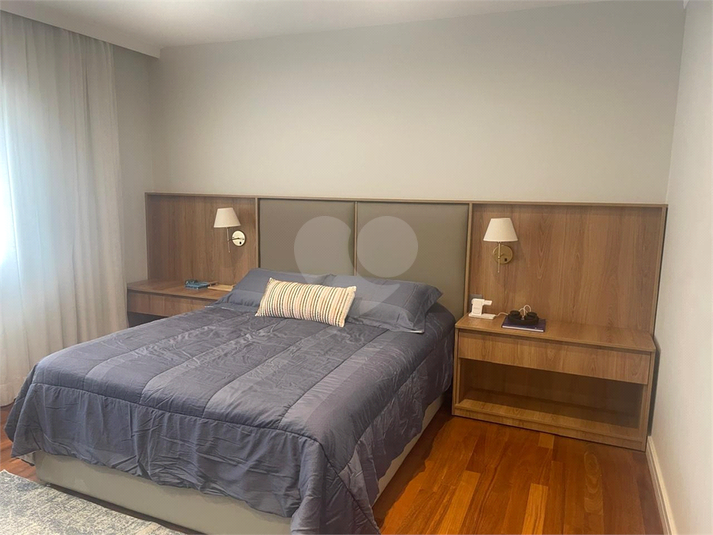 Foto REO1130639