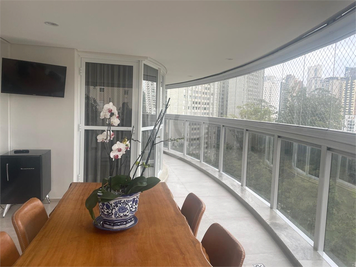 Foto REO1130639