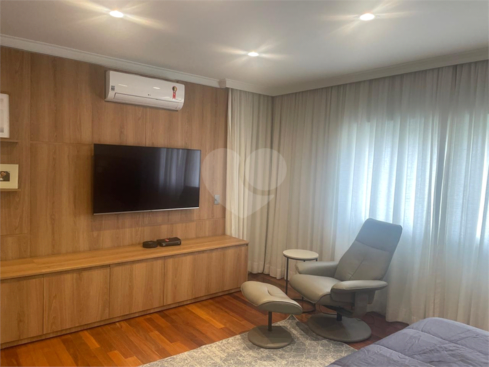 Foto REO1130639