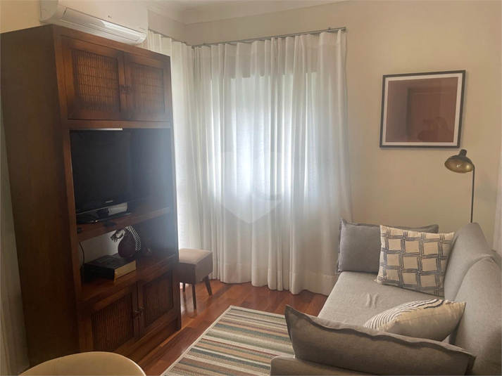 Foto REO1130639