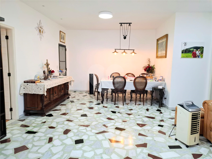 Foto REO1130645