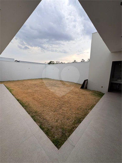 Foto REO1130671
