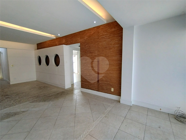 Foto REO1130722