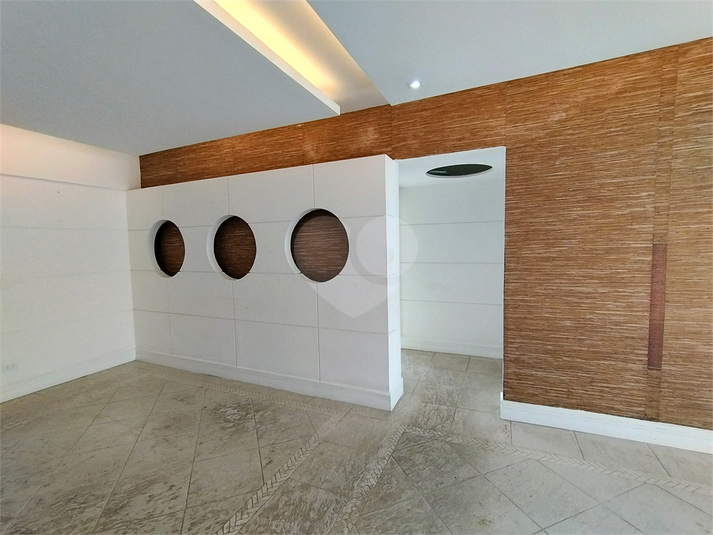 Foto REO1130722