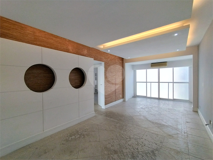 Foto REO1130722