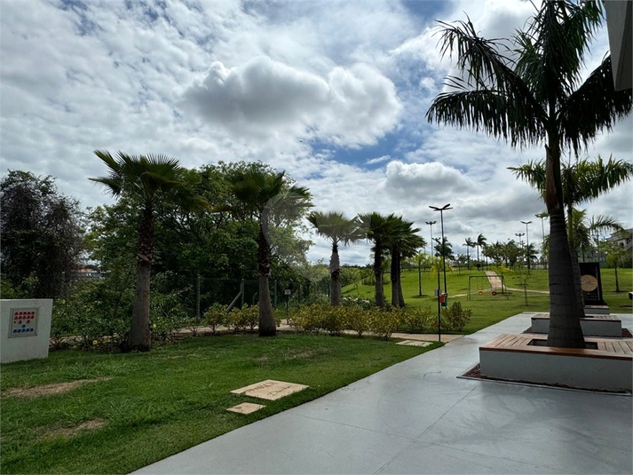 Foto REO1130751