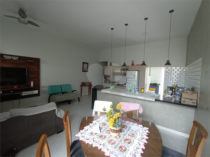 Foto REO1130787