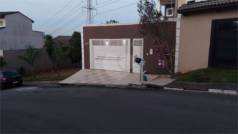 Foto REO1130796