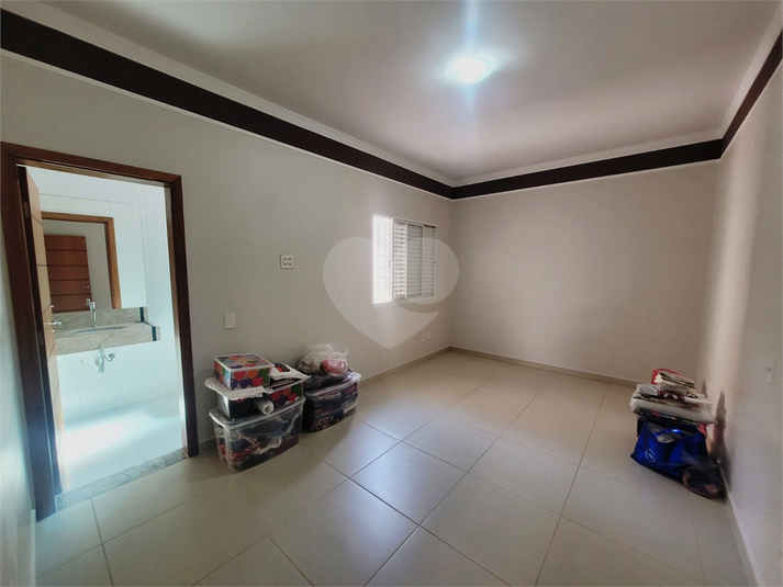 Foto REO1130830