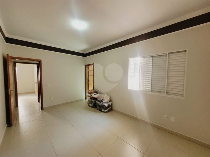Foto REO1130830