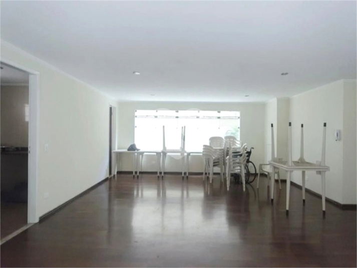 Foto REO1130847