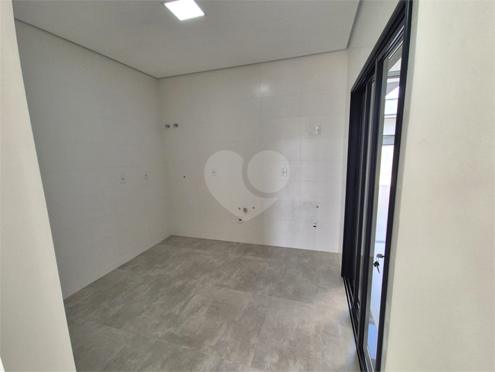 Foto REO1130871