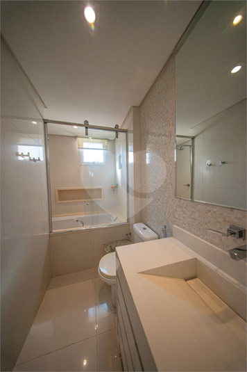 Foto REO1130879