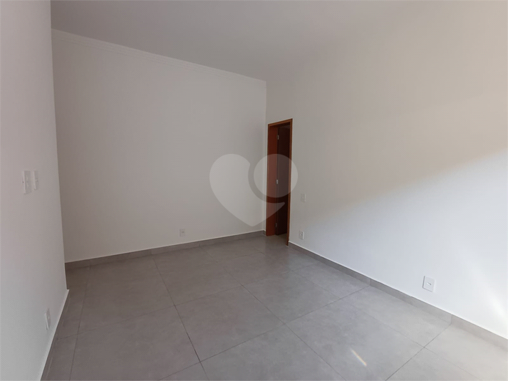 Foto REO1130880