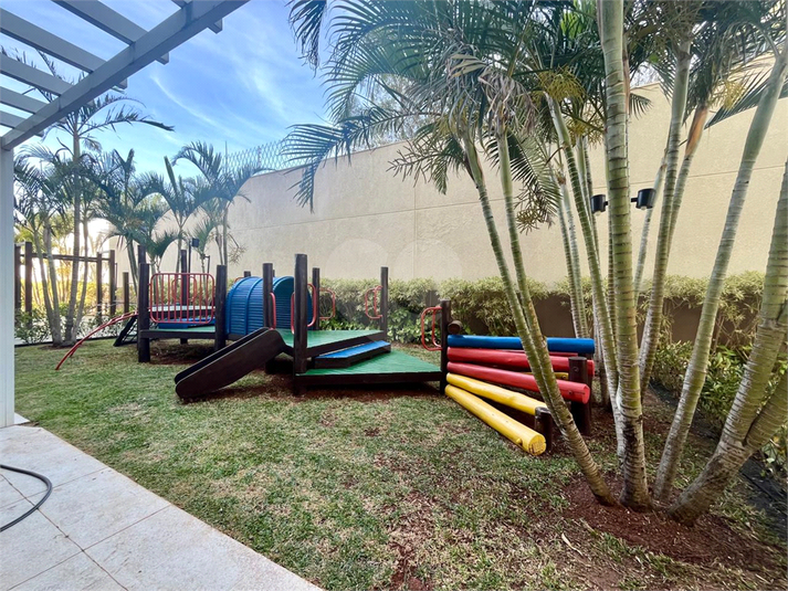 Foto REO1130883