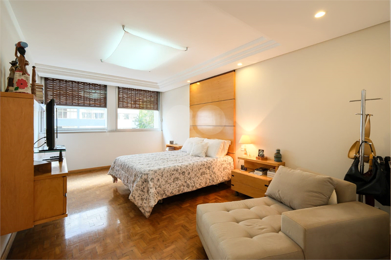 Foto REO1130886
