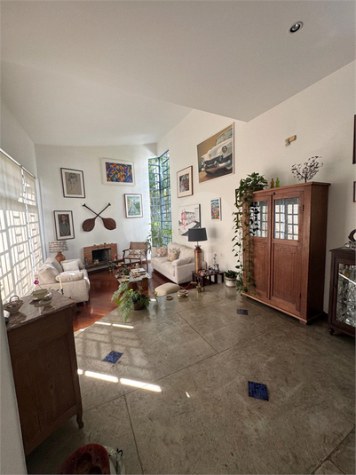 Foto REO1130901
