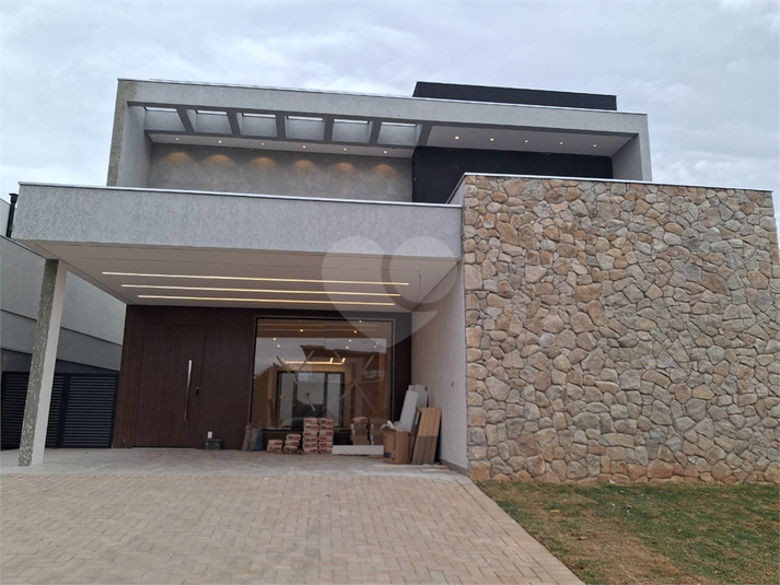 Foto REO1130907