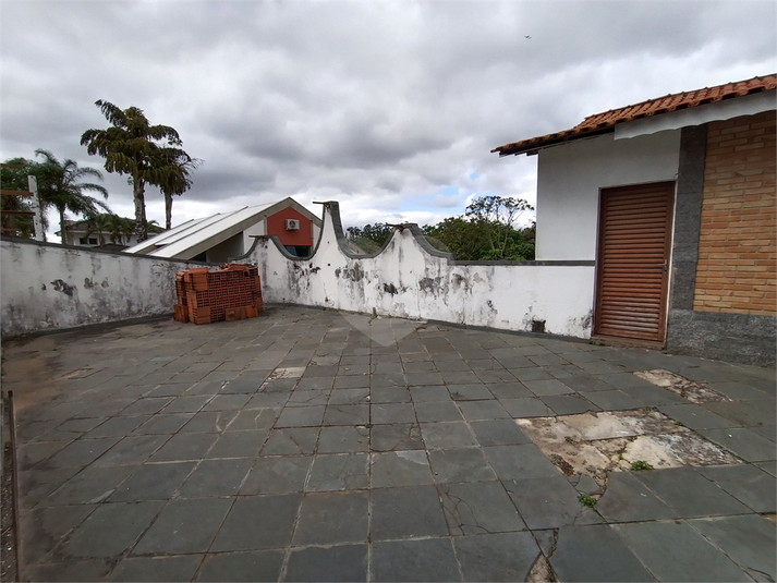 Foto REO1130930