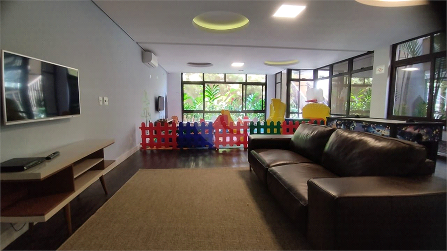 Foto REO1130946