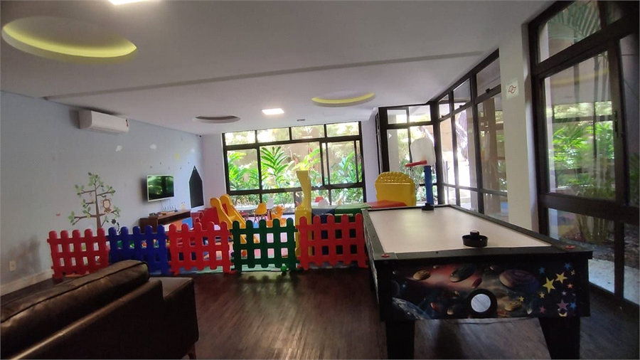 Foto REO1130946