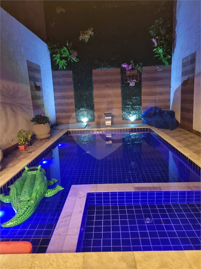 Foto REO1130957