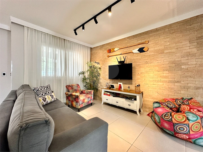 Foto REO1130985