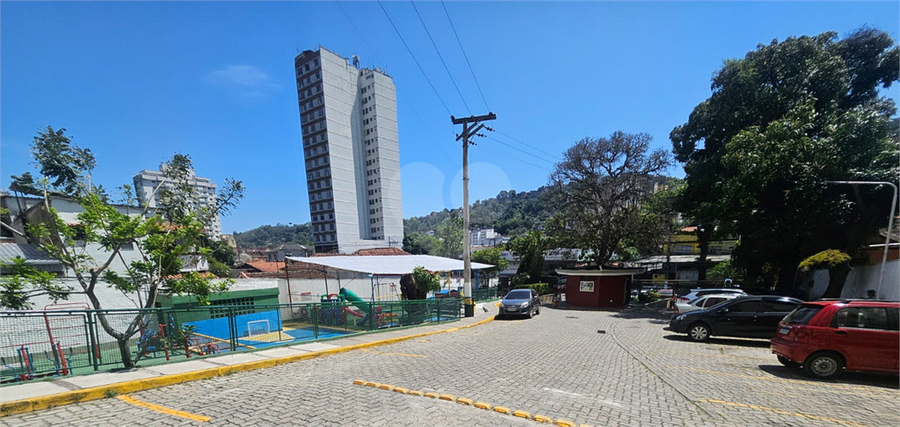 Foto REO1131024