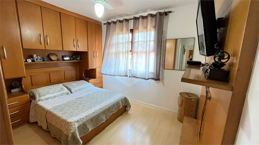 Foto REO1131037