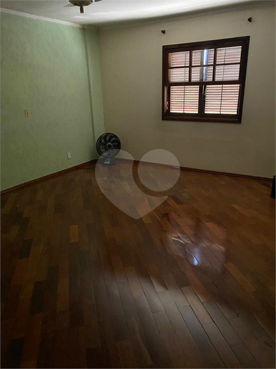 Foto REO1131066