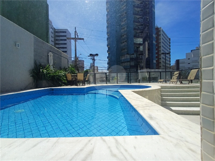 Foto REO1131099