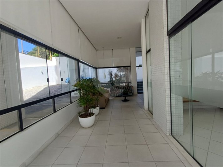 Foto REO1131099