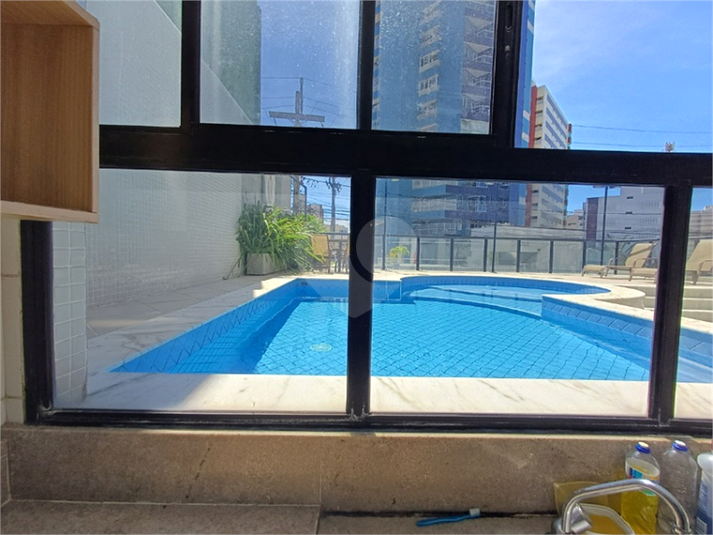 Foto REO1131099